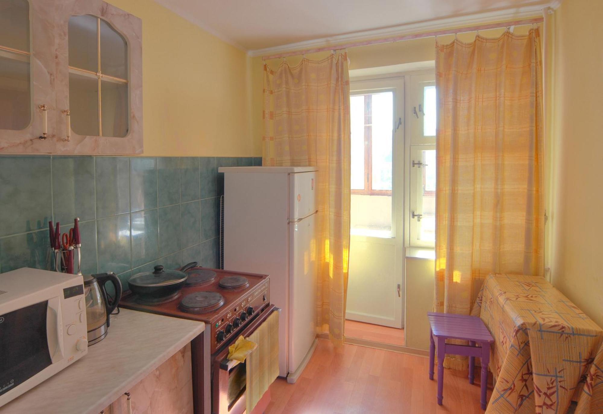 по улице большая васильковская, 114 Apartment