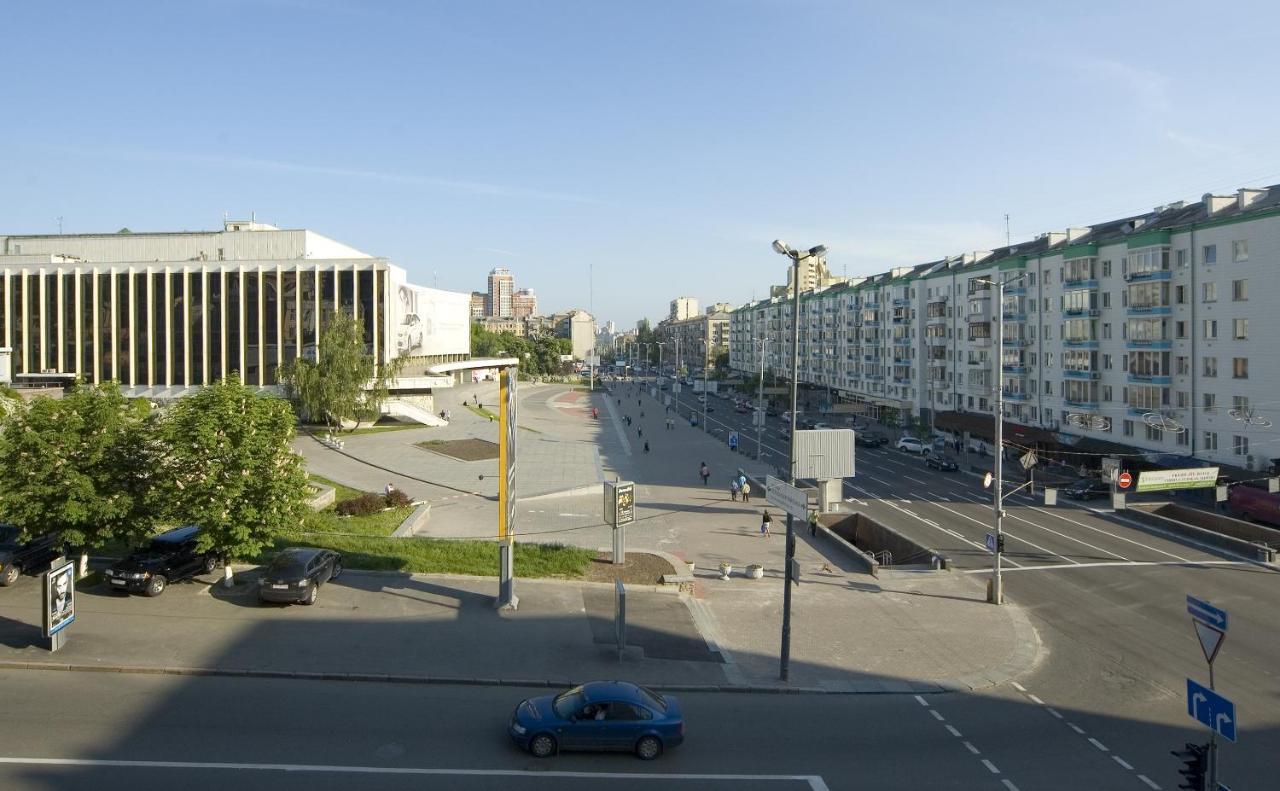 Apartment по улице большая васильковская, 114